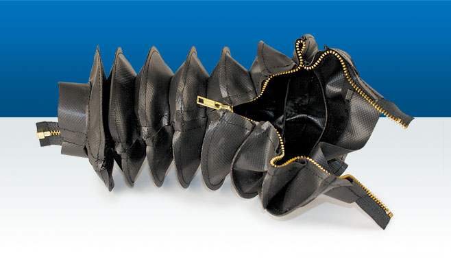 トップス 2000s Roen Skull Rubber Design Cut&Sew Custom Sewn Zippered Bellows - Zipper, Snap, & Velcro